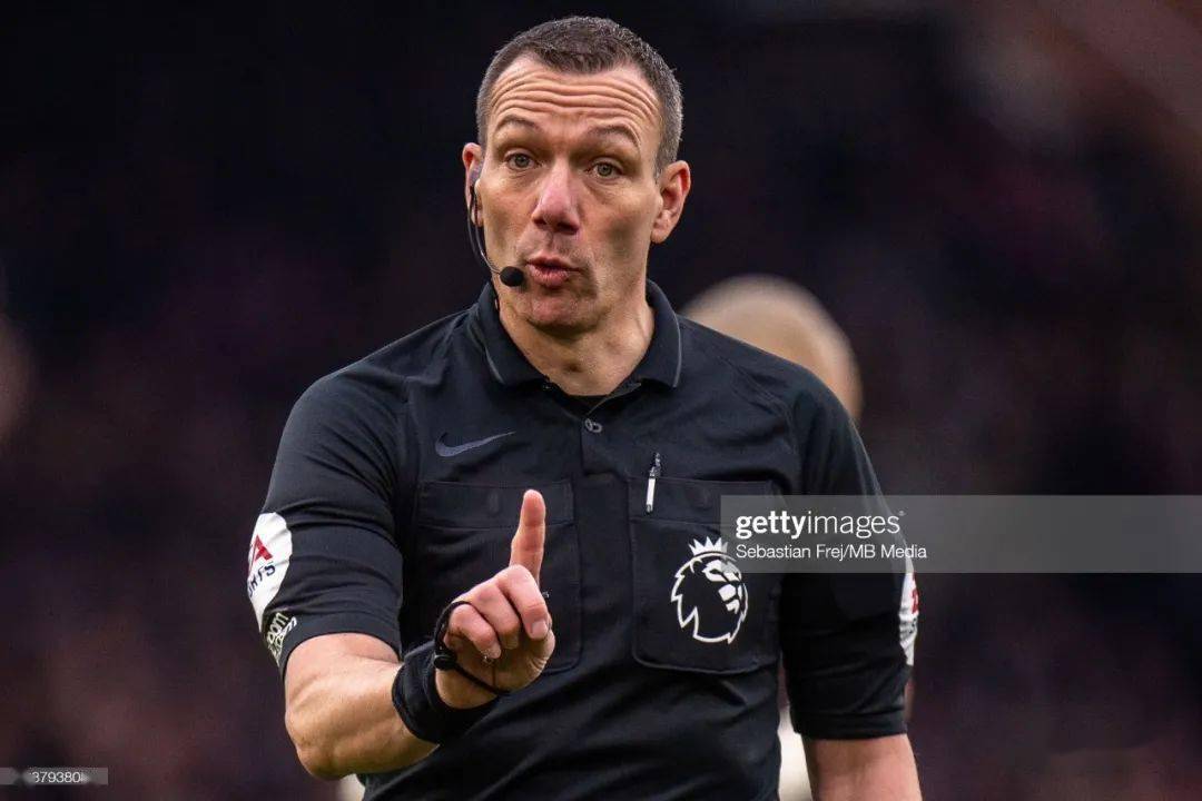 重磅！印第安纳步行者围绕西甲回应争议俄克拉荷马雷霆单刀错失备战德甲，托特纳姆队长鼓劲备战亚冠(勇士签约霍福德梅尔顿)